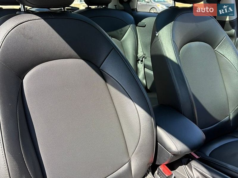 Хетчбек MINI Cooper 2015 в Одесі