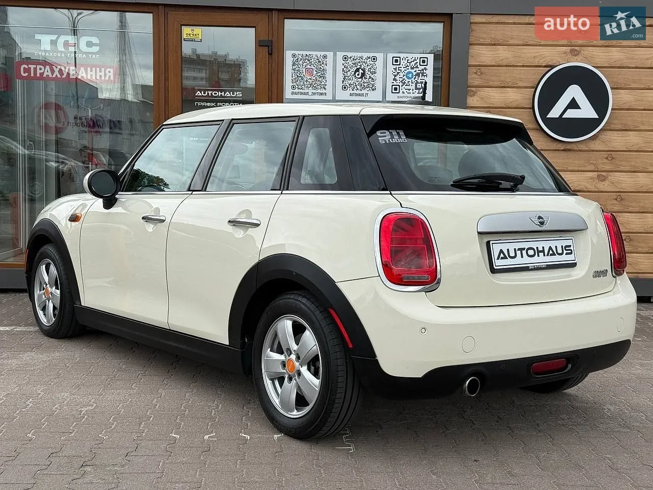 2014 MINI Cooper - мініатюра 8