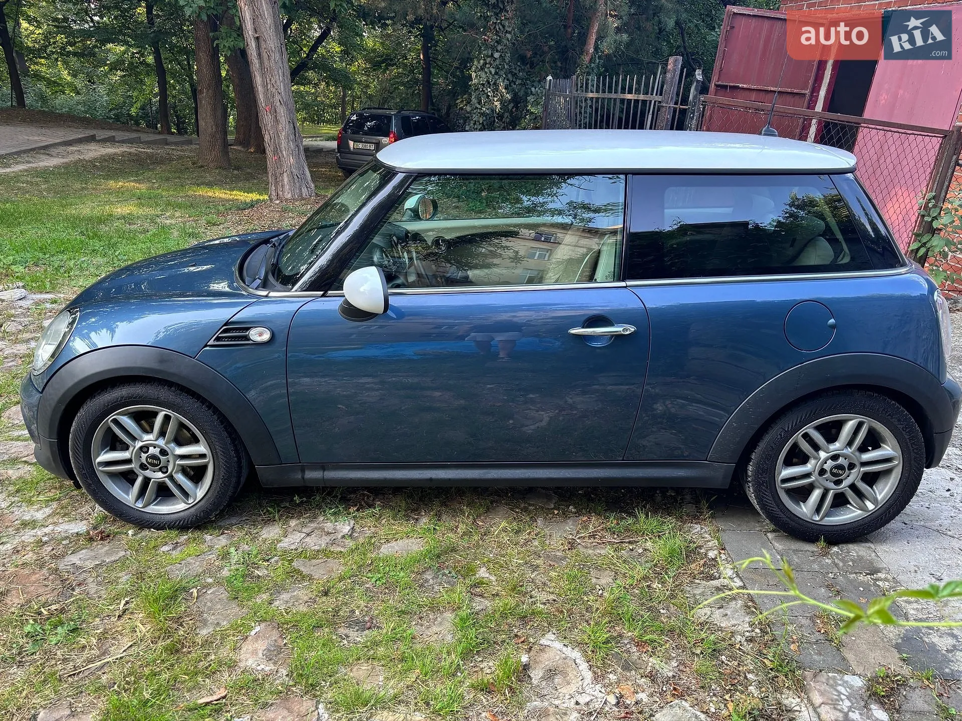 2011 MINI Cooper - мініатюра 5