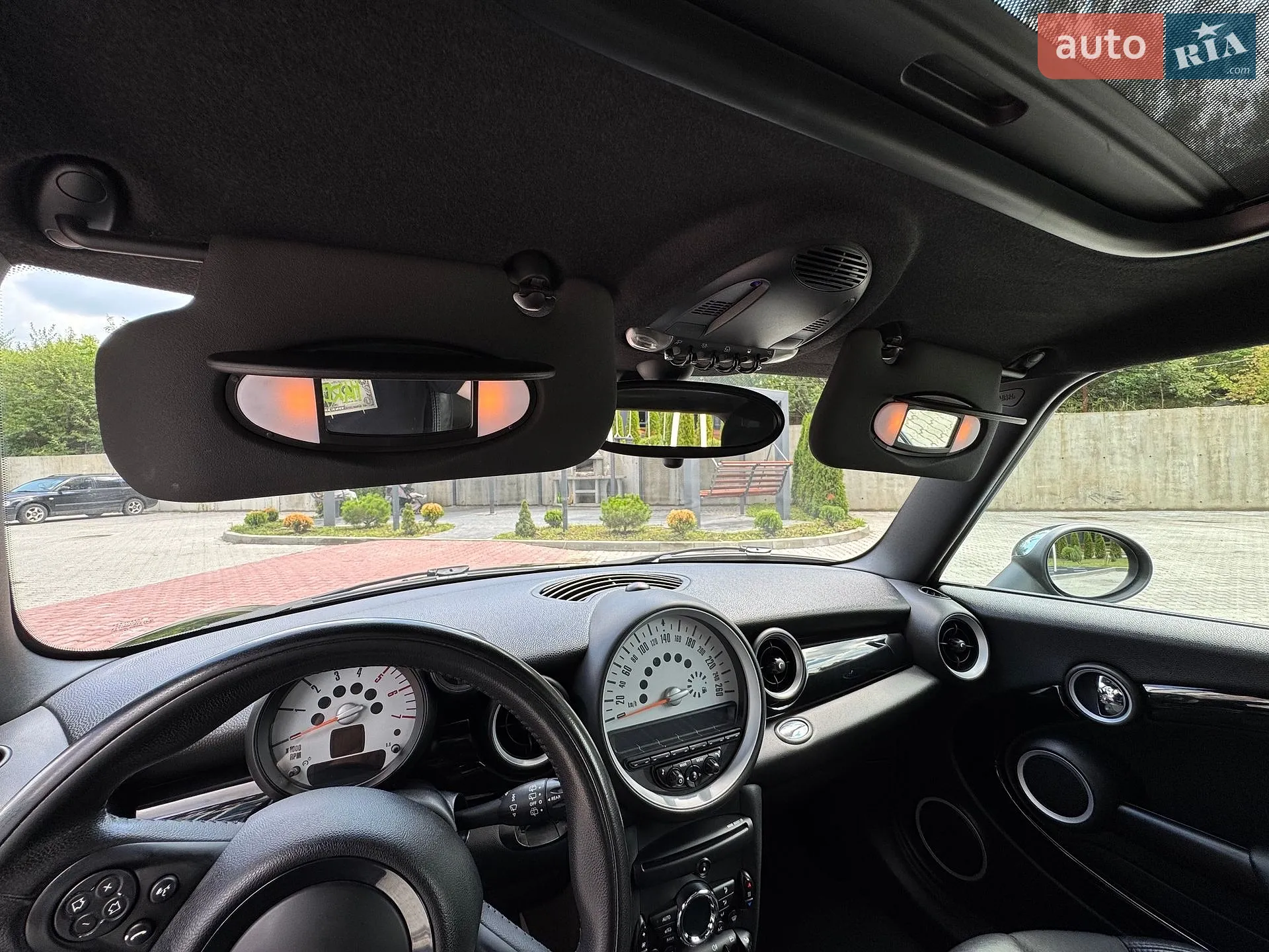 2013 MINI Cooper - мініатюра 31