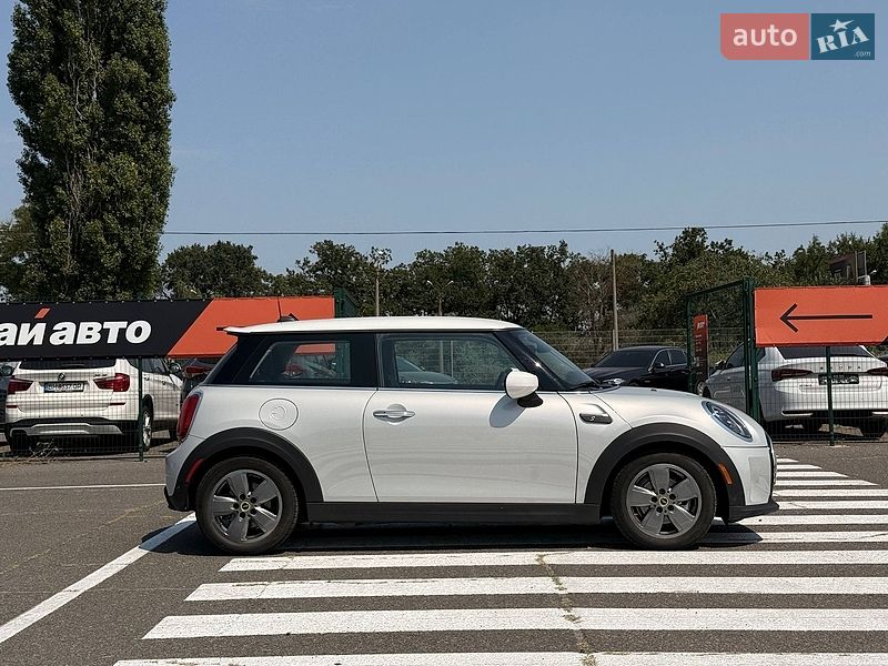 Хэтчбек MINI Cooper 2021 в Одессе