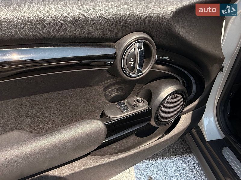 Хэтчбек MINI Cooper 2021 в Одессе