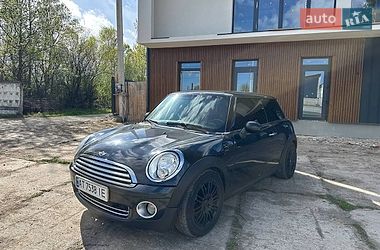 Хэтчбек MINI Cooper 2007 в Надворной