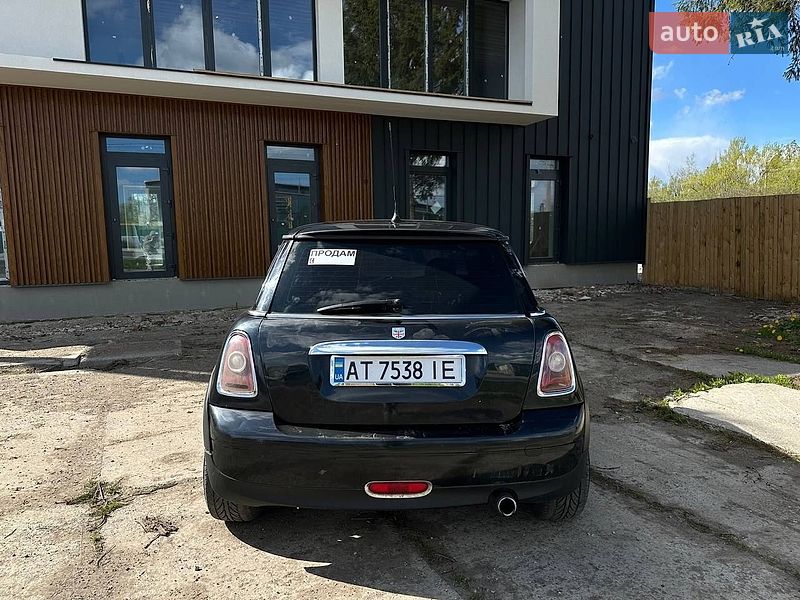 Хэтчбек MINI Cooper 2007 в Надворной