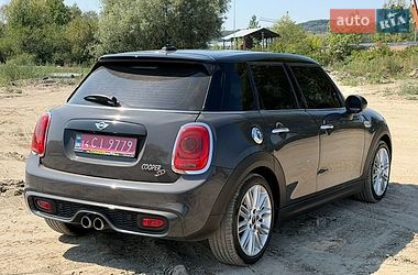 Хэтчбек MINI Cooper 2016 в Львове