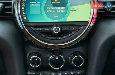 Хэтчбек MINI Cooper 2016 в Львове