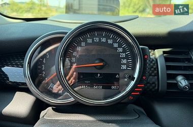 Хэтчбек MINI Cooper 2016 в Львове