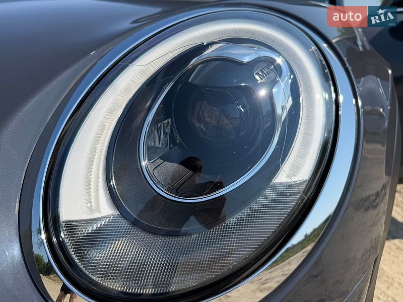 Хэтчбек MINI Cooper 2016 в Львове