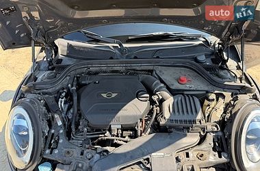 Хэтчбек MINI Cooper 2016 в Львове