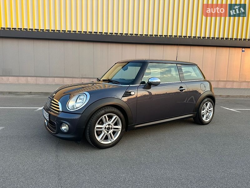 MINI Cooper 2012