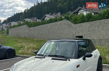 Хетчбек MINI Cooper 2004 в Поляниці
