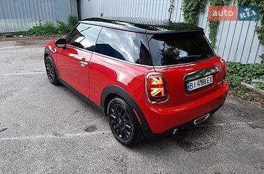 Хэтчбек MINI Cooper 2019 в Полтаве