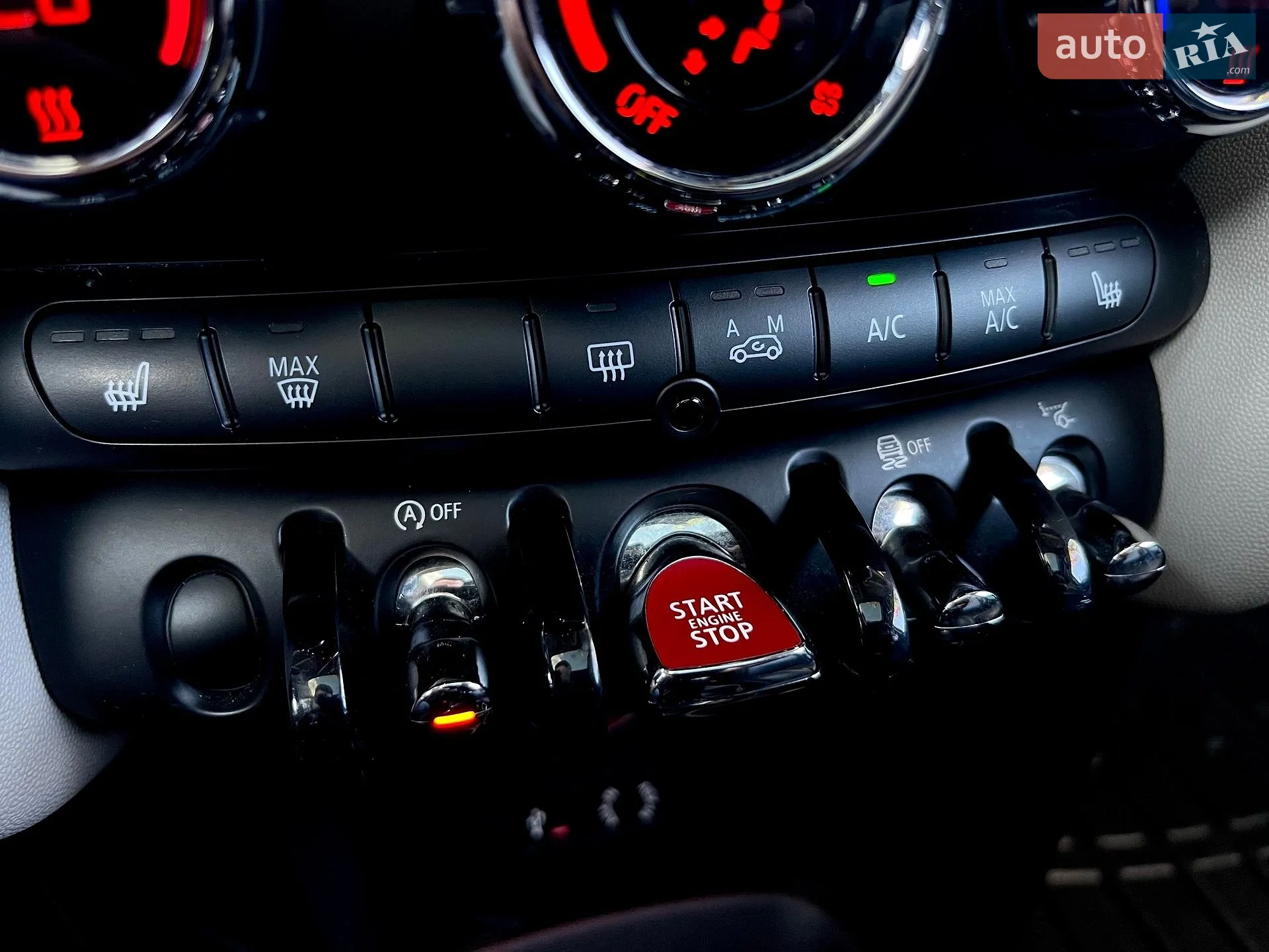 2015 MINI Cooper - мініатюра 41