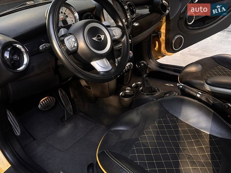 Хетчбек MINI Cooper 2009 в Києві