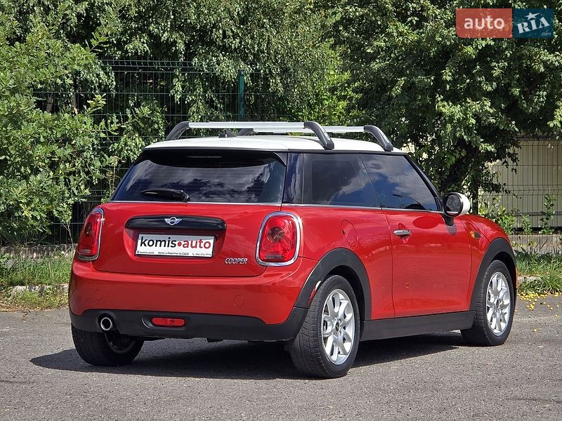 Хетчбек MINI Cooper 2016 в Хмельницькому