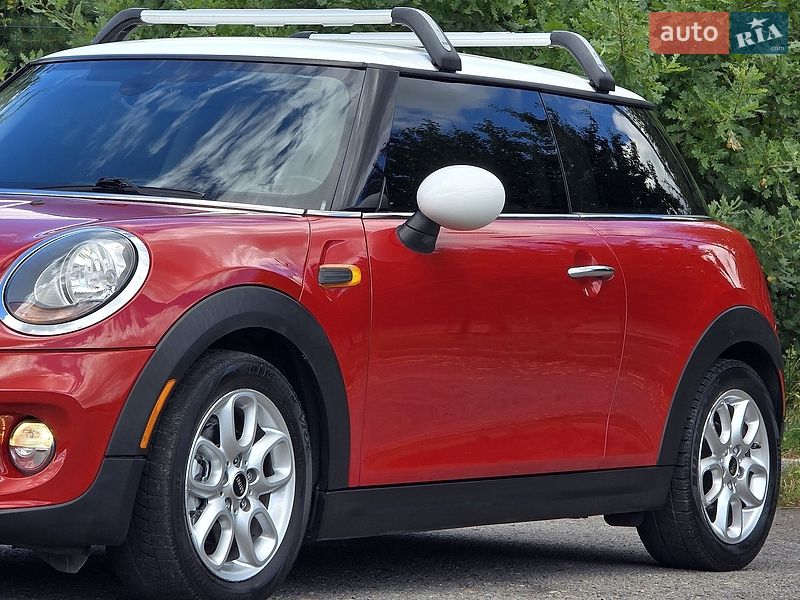 Хетчбек MINI Cooper 2016 в Хмельницькому