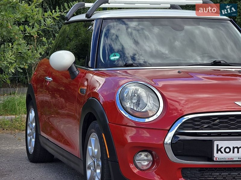 Хетчбек MINI Cooper 2016 в Хмельницькому
