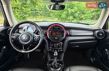 Хетчбек MINI Cooper 2016 в Хмельницькому