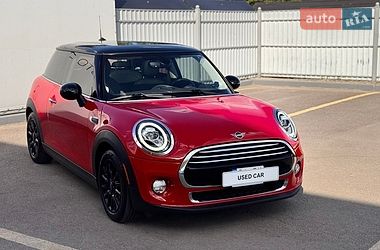 Хэтчбек MINI Cooper 2019 в Полтаве