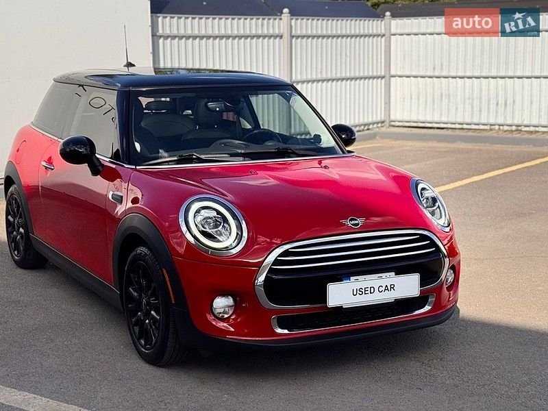 Хэтчбек MINI Cooper 2019 в Полтаве