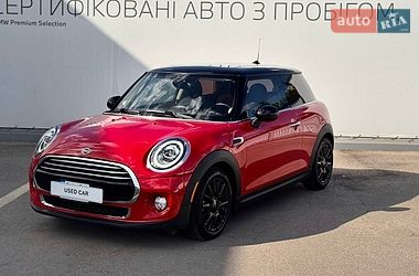 Хэтчбек MINI Cooper 2019 в Полтаве