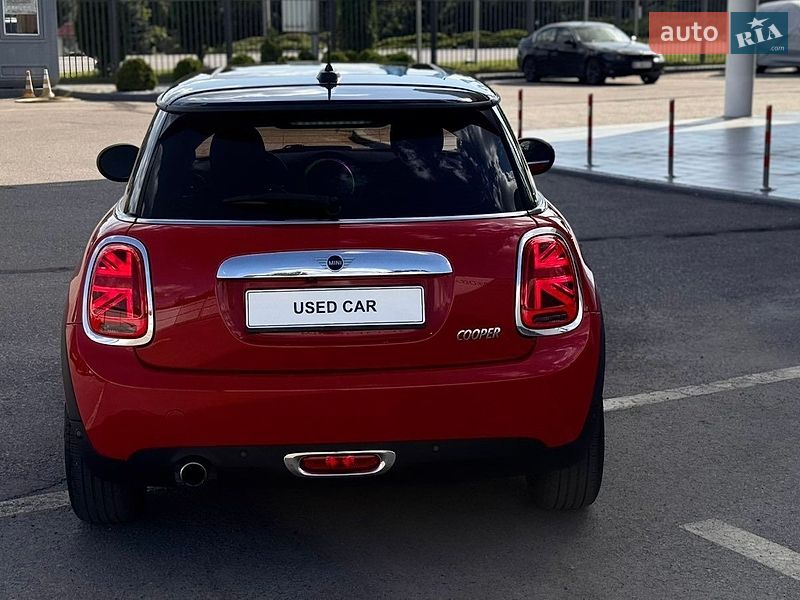 Хэтчбек MINI Cooper 2019 в Полтаве
