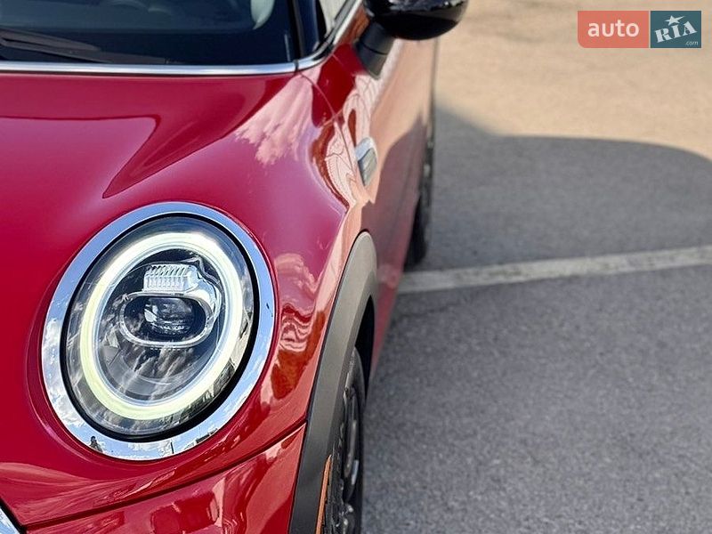Хэтчбек MINI Cooper 2019 в Полтаве