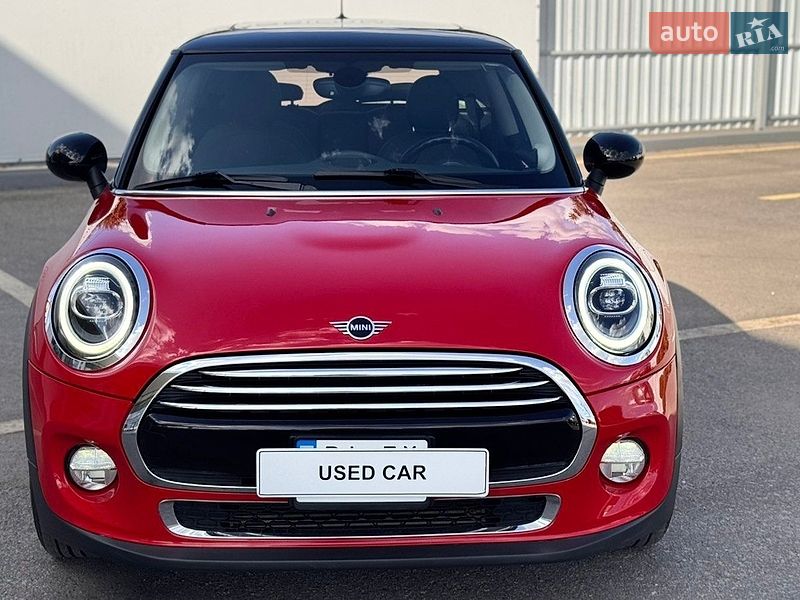Хэтчбек MINI Cooper 2019 в Полтаве