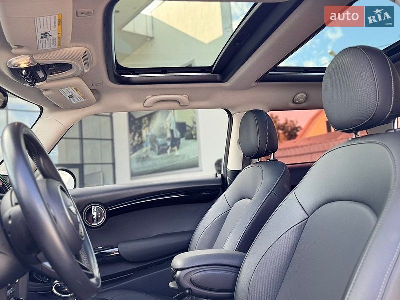 Хэтчбек MINI Cooper 2019 в Полтаве