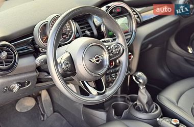 Хэтчбек MINI Cooper 2019 в Полтаве