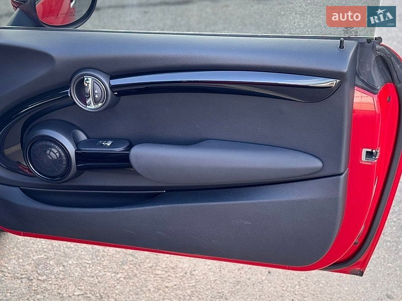 Хэтчбек MINI Cooper 2019 в Полтаве