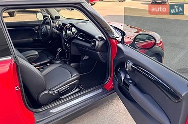 Хэтчбек MINI Cooper 2019 в Полтаве