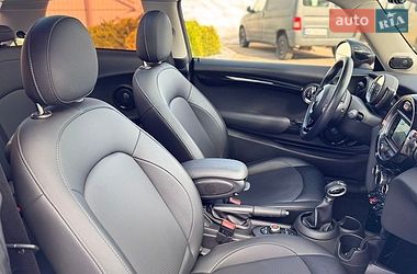 Хэтчбек MINI Cooper 2019 в Полтаве