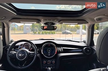 Хэтчбек MINI Cooper 2019 в Полтаве