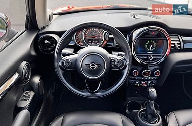 Хэтчбек MINI Cooper 2019 в Полтаве