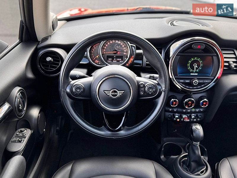 Хэтчбек MINI Cooper 2019 в Полтаве