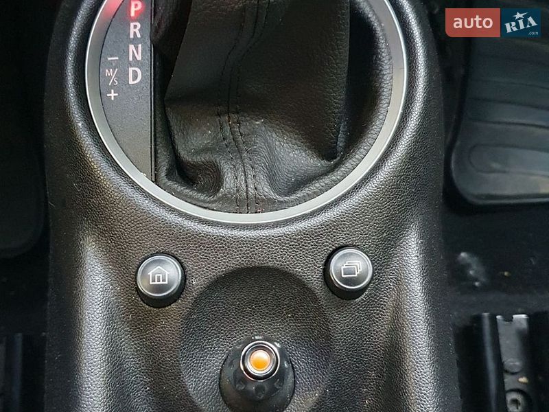 Хэтчбек MINI Cooper 2010 в Киеве