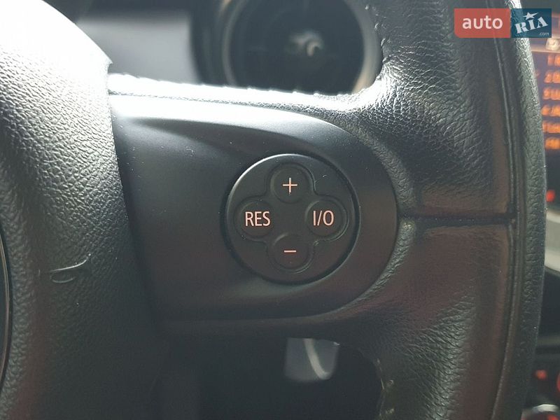 Хэтчбек MINI Cooper 2010 в Киеве