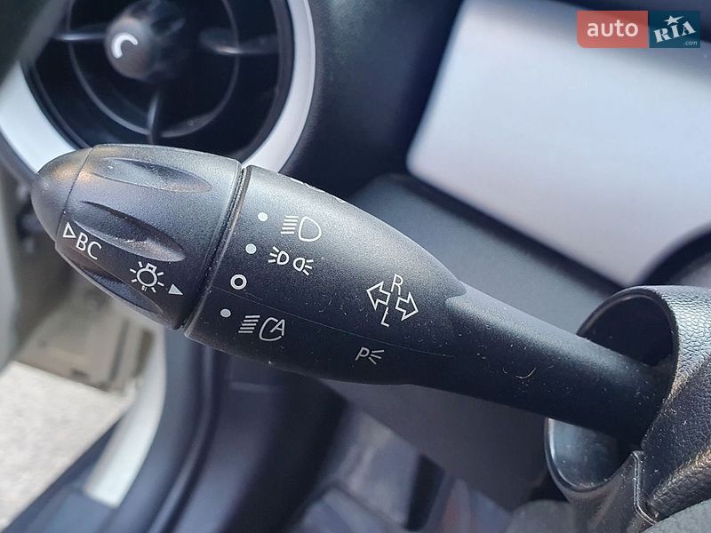 Хэтчбек MINI Cooper 2010 в Киеве