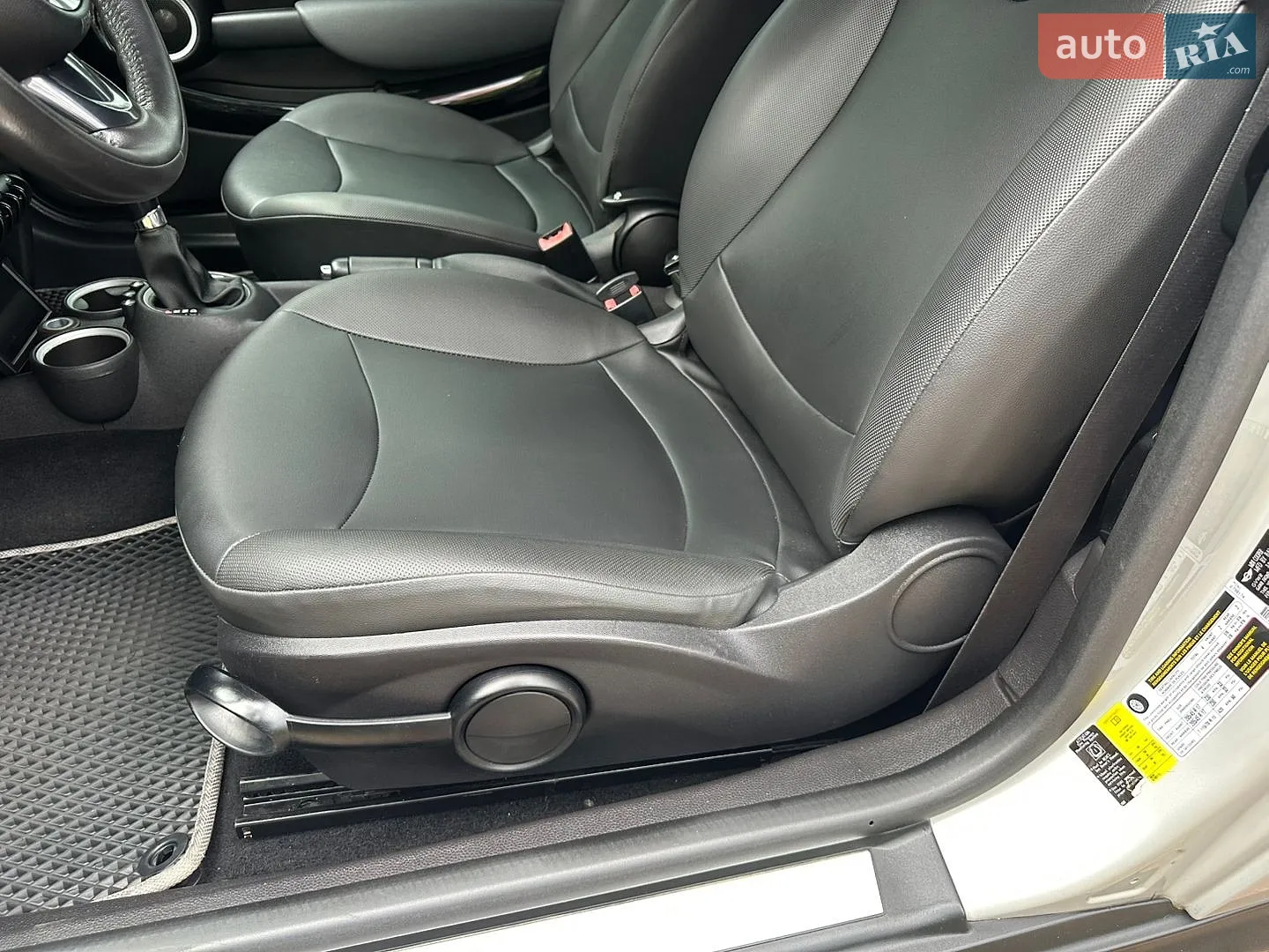 2011 MINI Cooper - мініатюра 63