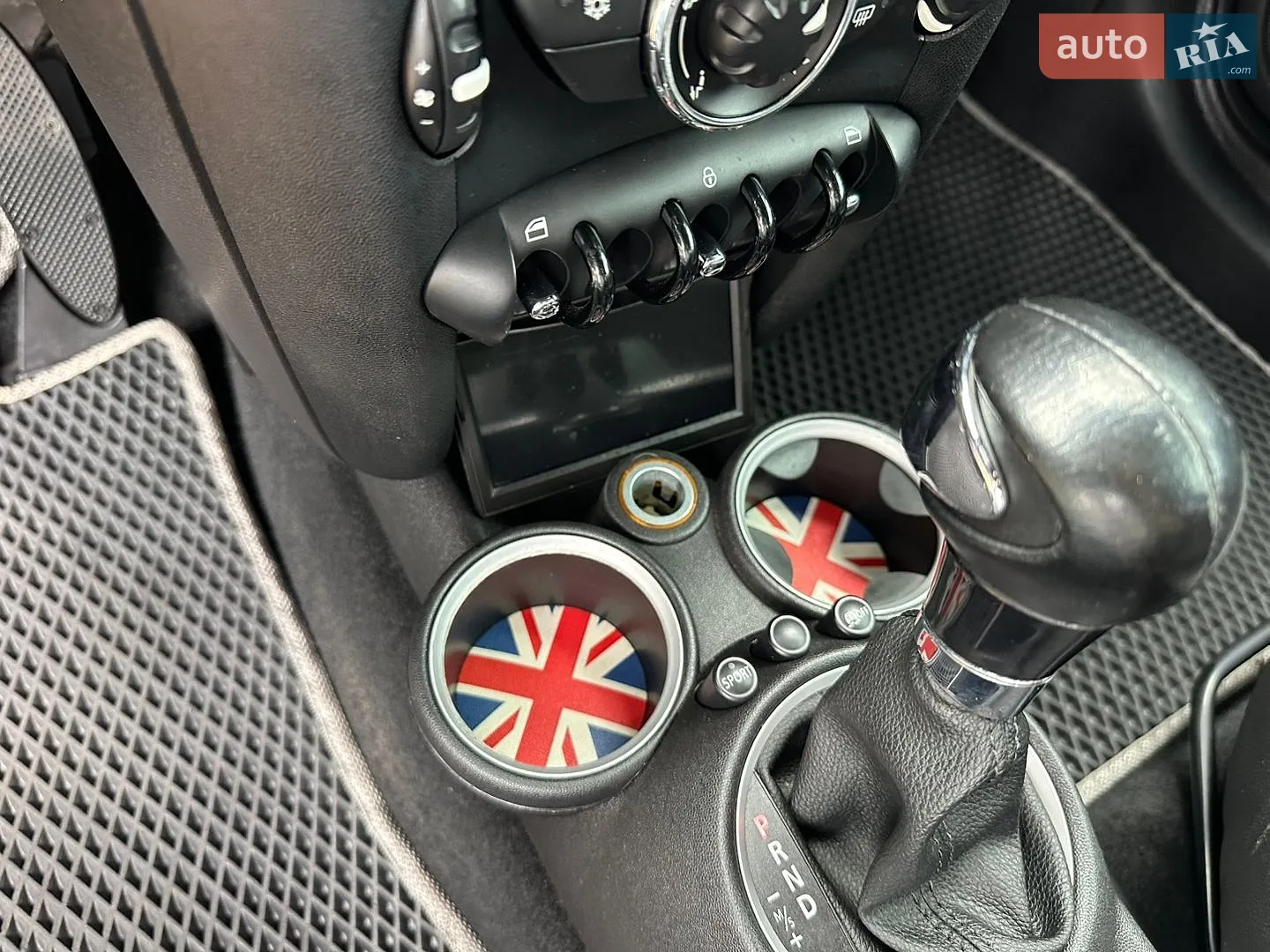 2011 MINI Cooper - мініатюра 72