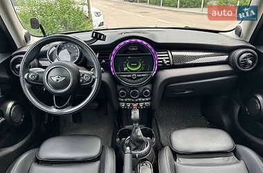 Хэтчбек MINI Cooper 2016 в Киеве