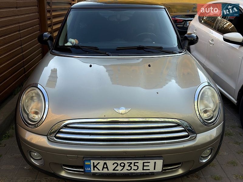 Хетчбек MINI Cooper 2006 в Києві