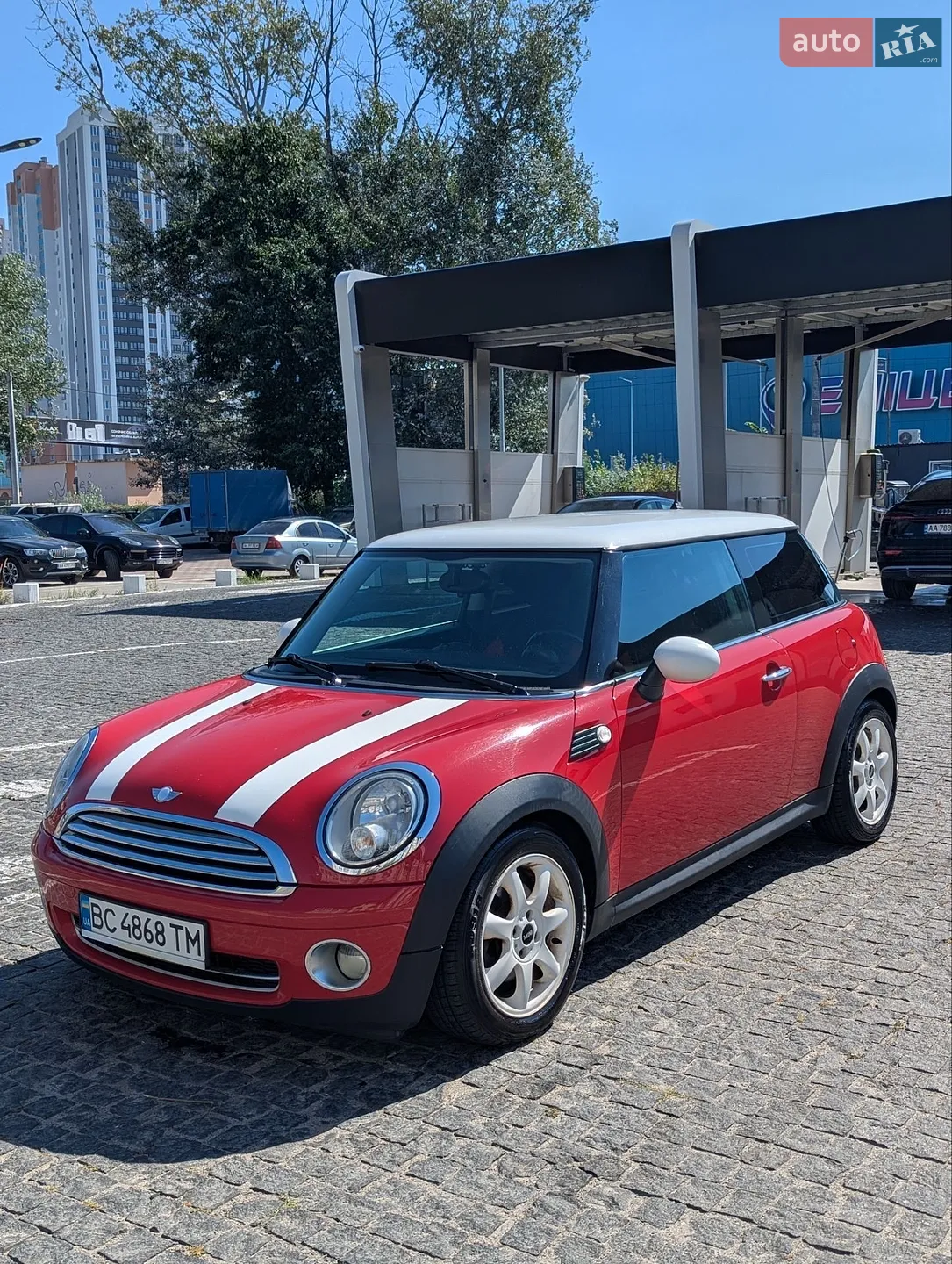 2010 MINI Cooper - фото 1