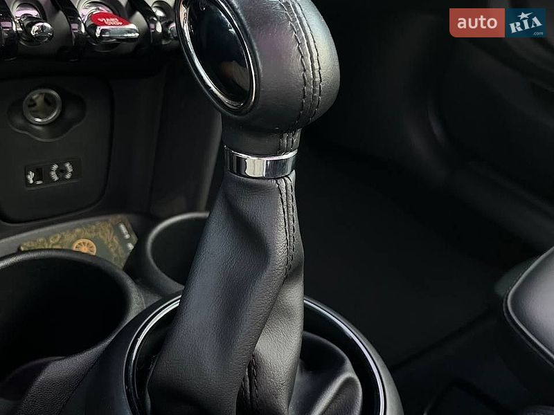 Хетчбек MINI Cooper 2018 в Києві