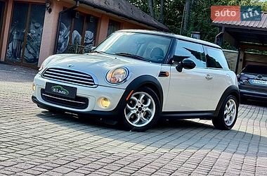 Хэтчбек MINI Cooper 2011 в Мукачево