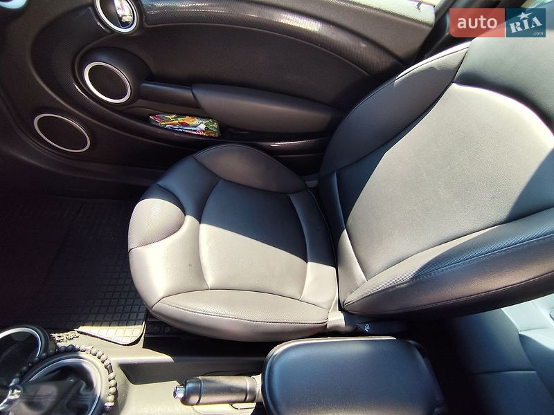 Хетчбек MINI Cooper 2013 в Дніпрі