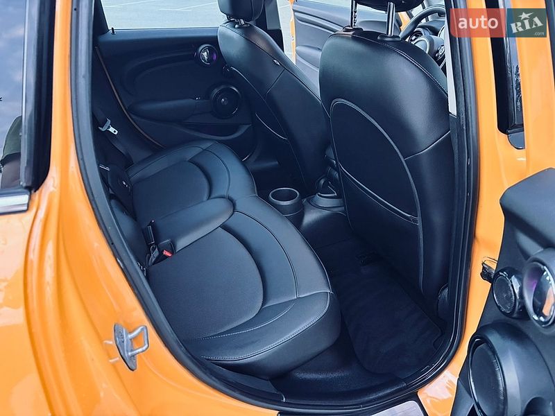 Хетчбек MINI Cooper 2015 в Києві