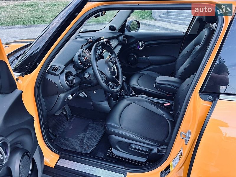 Хетчбек MINI Cooper 2015 в Києві