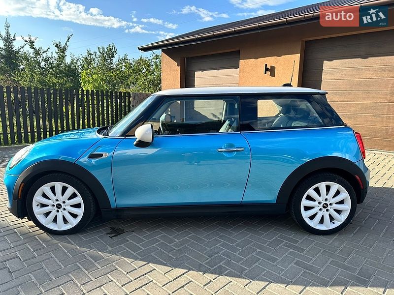 Хэтчбек MINI Cooper 2017 в Вараше